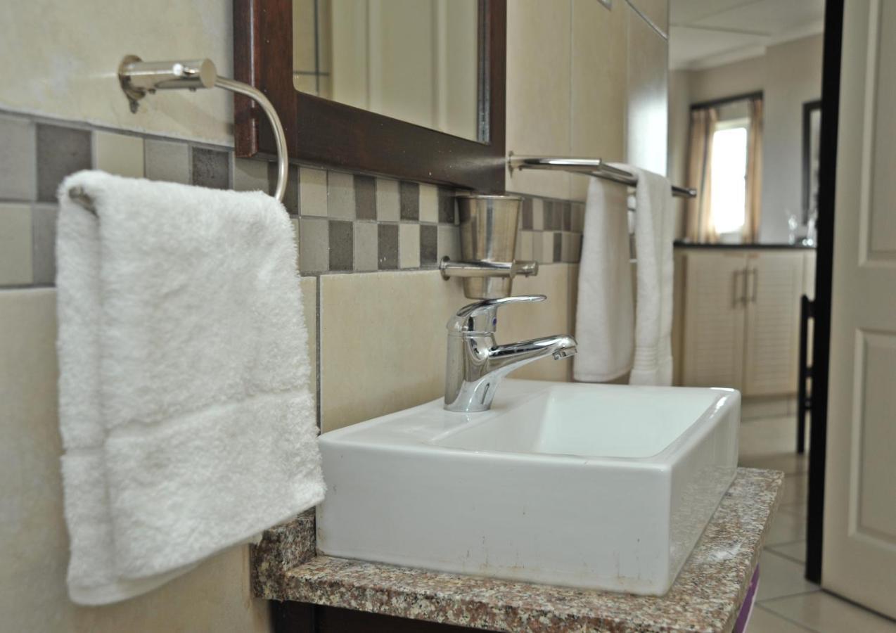 Sunrise Beach Resort Amanzimtoti Exterior foto