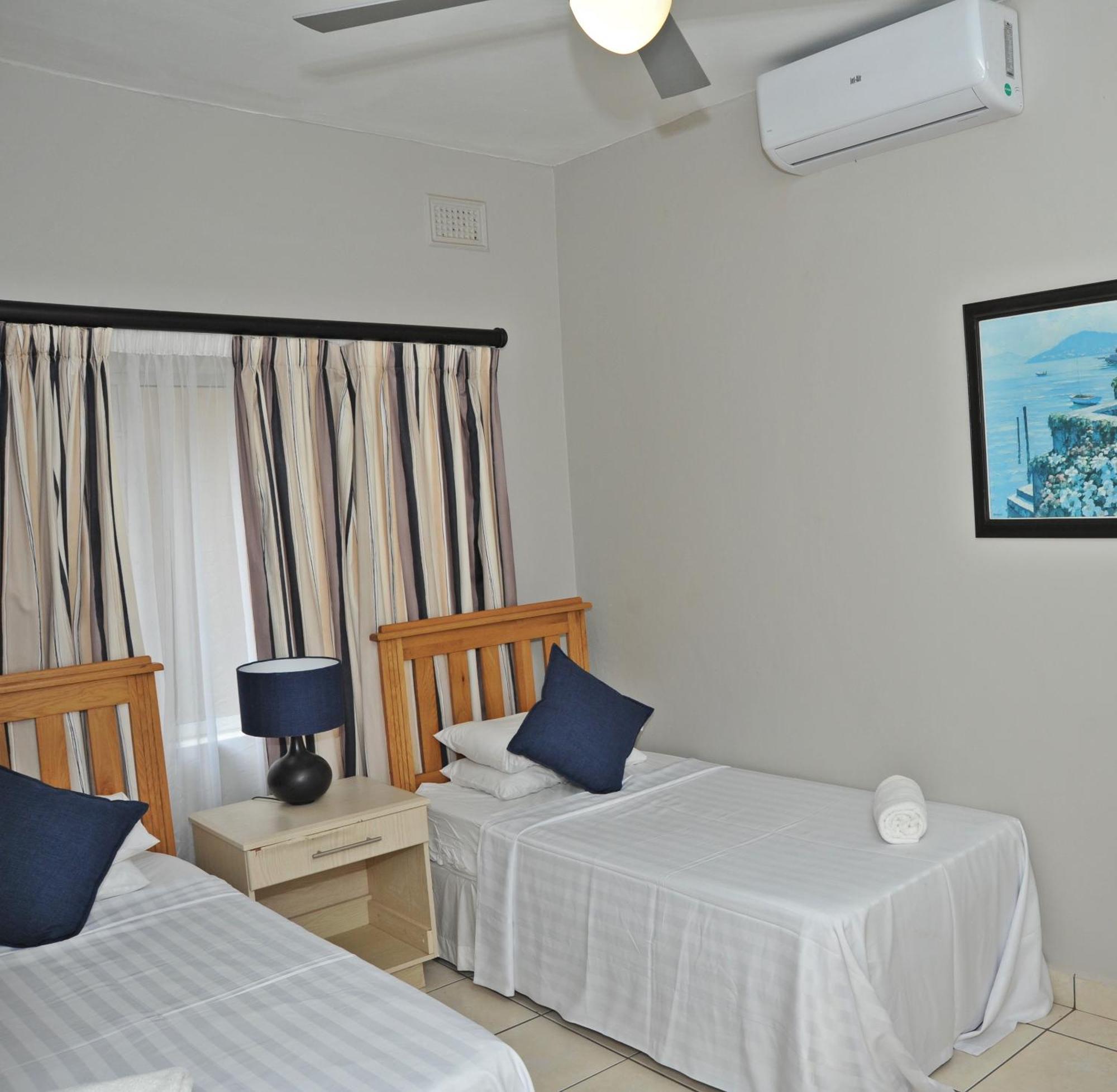 Sunrise Beach Resort Amanzimtoti Exterior foto